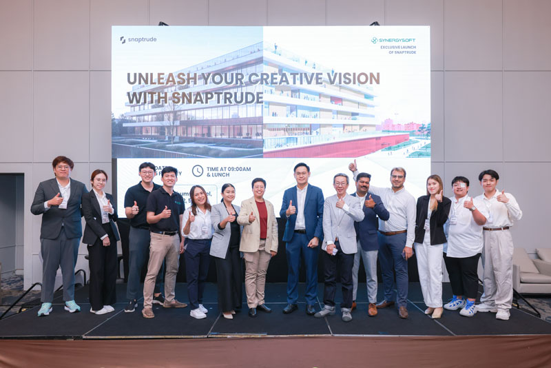 ทาง บริษัท ซินเนอร์จี้ซอฟต์ โซลูชั่น จำกัด ในฐานะตัวแทนจำหน่ายซอฟต์แวร์ Snaptrude ในประเทศไทย ร่วมกับ Snapturde Inc. และ Tech Data Advanced Solutions (Thailand) Limited  ได้ร่วมกันจัดงานสัมมนาพร้อมเปิดตัว Snaptrude ในหัวข้อ Exclusive Launch of Snaptrude: Unleash Your Creative Vision with Snaptrude ณ S31 Sukhumit Hotel โดยทุกท่านจะได้สัมผัสประสบการณ์กับ Snaptrude ซอฟต์แวร์ออกแบบ 3D ที่ใช้งานง่ายในไม่กี่คลิก ผู้ช่วยใหม่ที่ทรงพลังสำหรับสถาปนิก เพื่อเปิดโอกาสสู่ความเป็นไปได้ใหม่ ๆ ในการออกแบบเชิง Concept Design! และการประกาศเปิดตัวราคาจำหน่ายในประเทศไทยเป็นครั้งแรก เมื่อวันที่ 5 กุมภาพันธ์ 2568 ที่ผ่านมา​